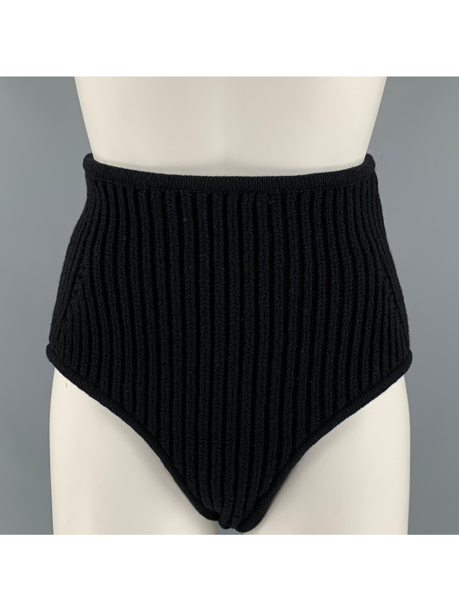 Alaia Size 2 Black Wool Blend High Waisted Shorts